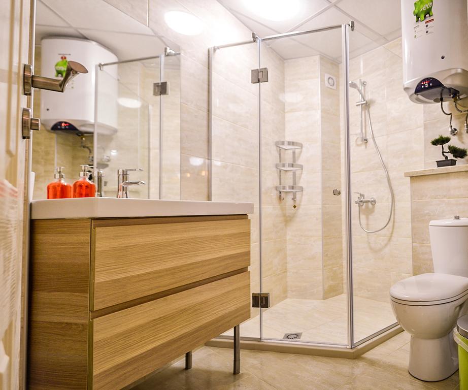 Divona Studio Roese Kamer foto